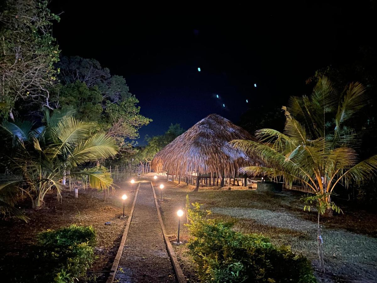 Yala Lake View Cabanas Tissamaharama Exterior foto